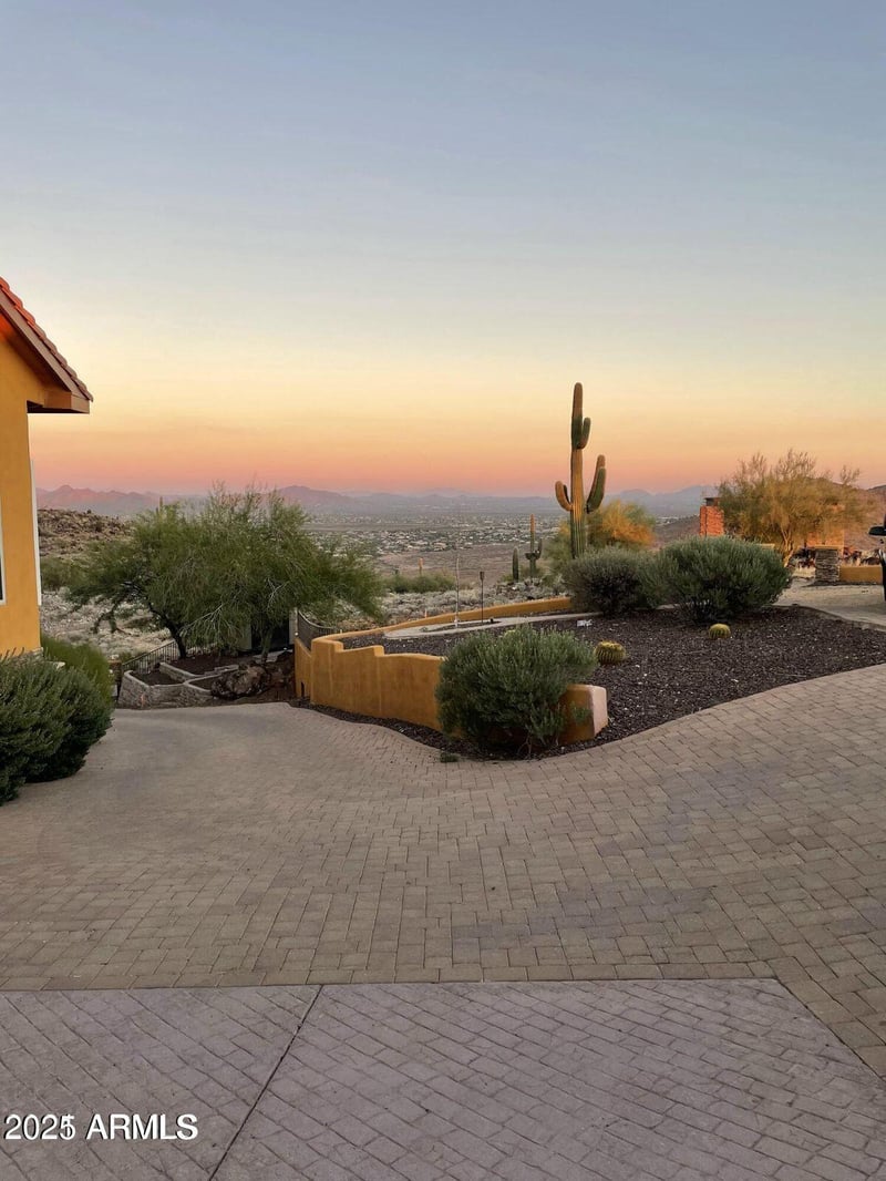 37218 29th Ave, Phoenix, AZ 85086