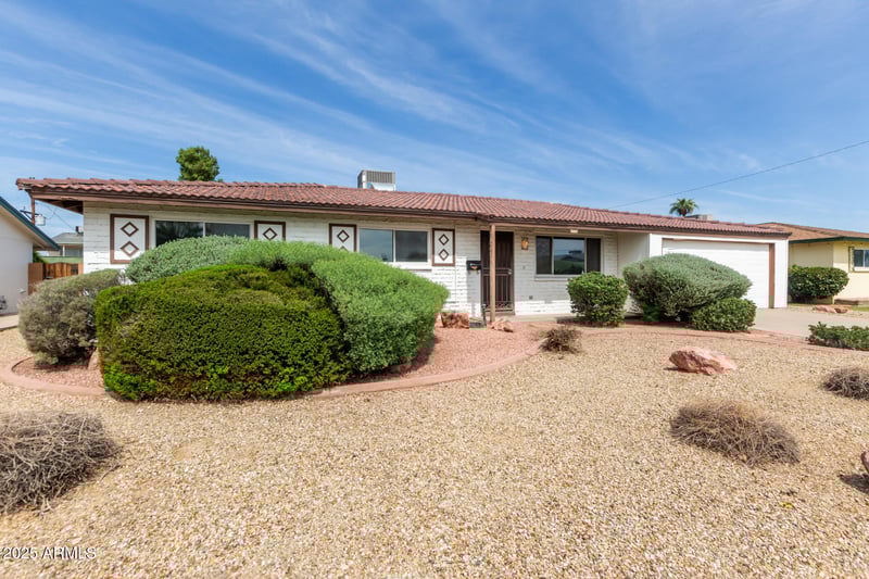 3722 Frier Dr, Phoenix, AZ 85051