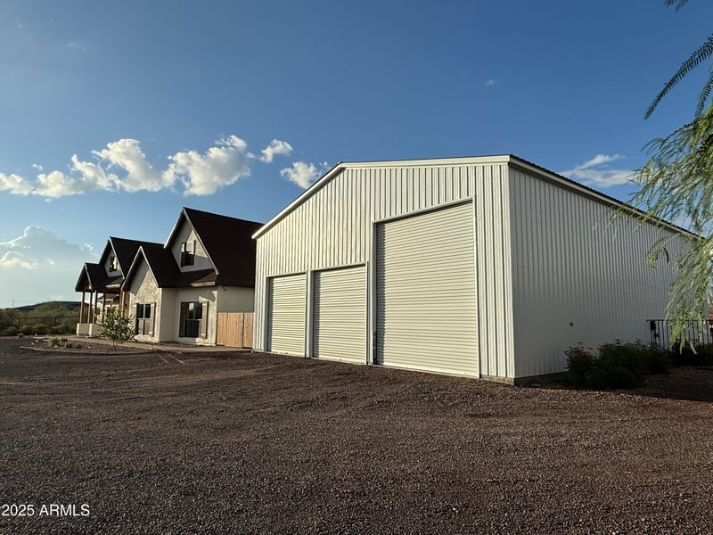 37221 12th St, Phoenix, AZ 85086