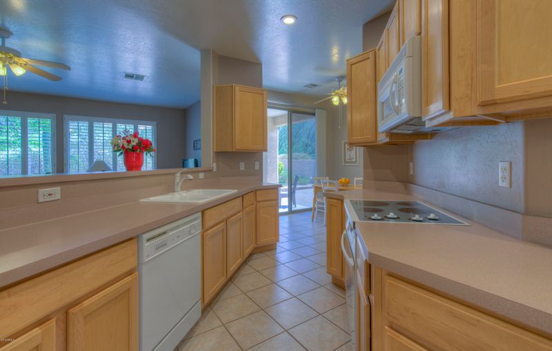 37221 N Kohuana Pl, Cave Creek, AZ 85331