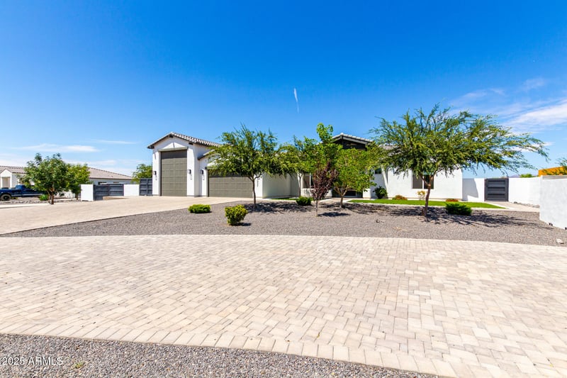 37227 11th Ave, Phoenix, AZ 85086