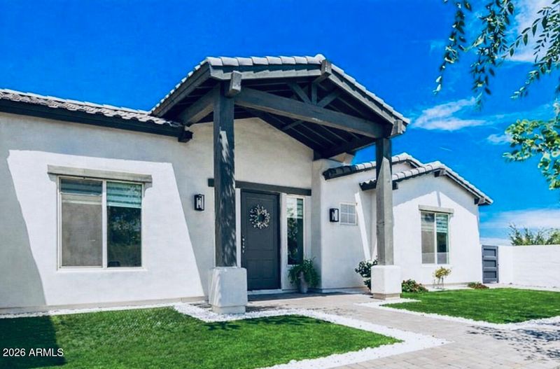 37227 N 11th Ave, Phoenix, AZ 85086