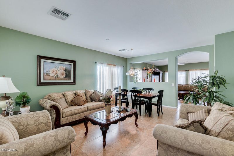 3723 W Lynne Ln, Phoenix, AZ 85041