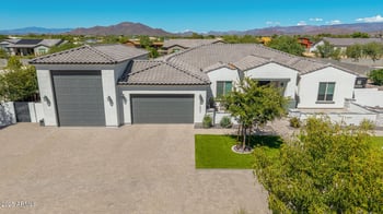 37233 11th Ave, Phoenix, AZ 85086