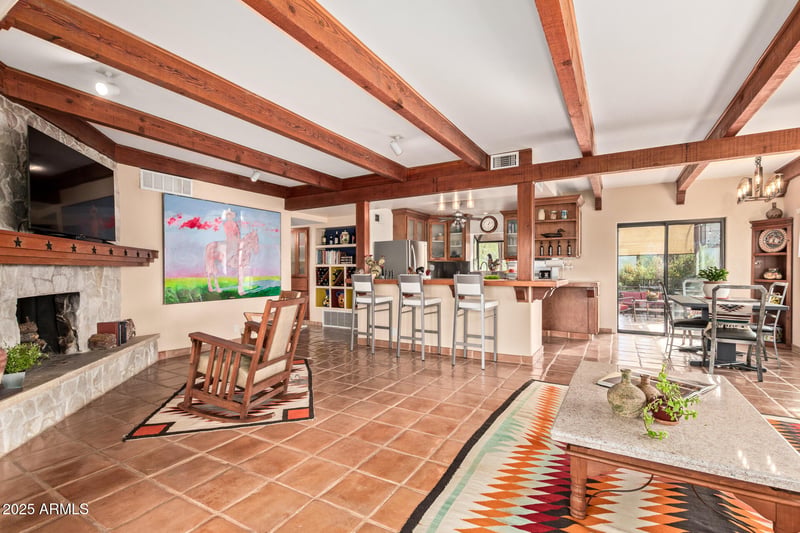 37237 Sunset Trl, Cave Creek, AZ 85331