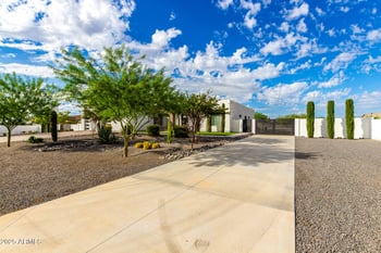 37239 11th Ave, Phoenix, AZ 85086