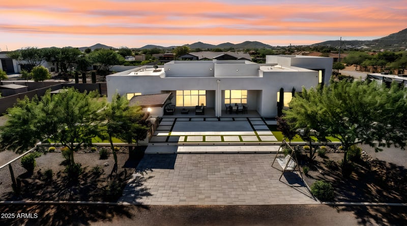 37239 11th Ave, Phoenix, AZ 85086