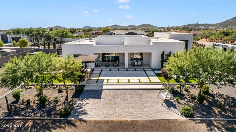 37239 11th Ave, Phoenix, AZ 85086