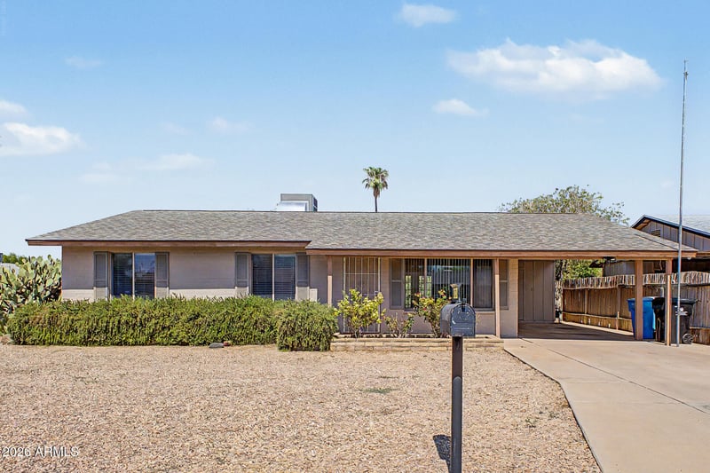 3724 E Acoma Dr, Phoenix, AZ 85032