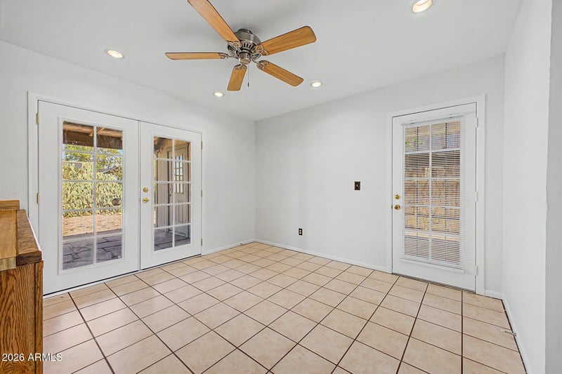 3724 E Acoma Dr, Phoenix, AZ 85032
