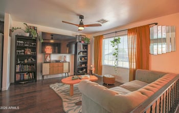 3724 Charter Oak Rd, Phoenix, AZ 85029