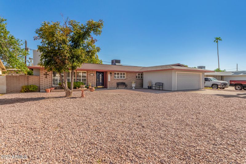 3725 W Griswold Rd, Phoenix, AZ 85051