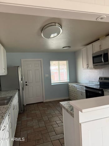 3725 W Keim Dr, Phoenix, AZ 85019