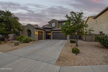 3726 E Cat Balue Dr, Phoenix, AZ 85050