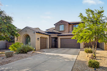 3726 E Cat Balue Dr, Phoenix, AZ 85050