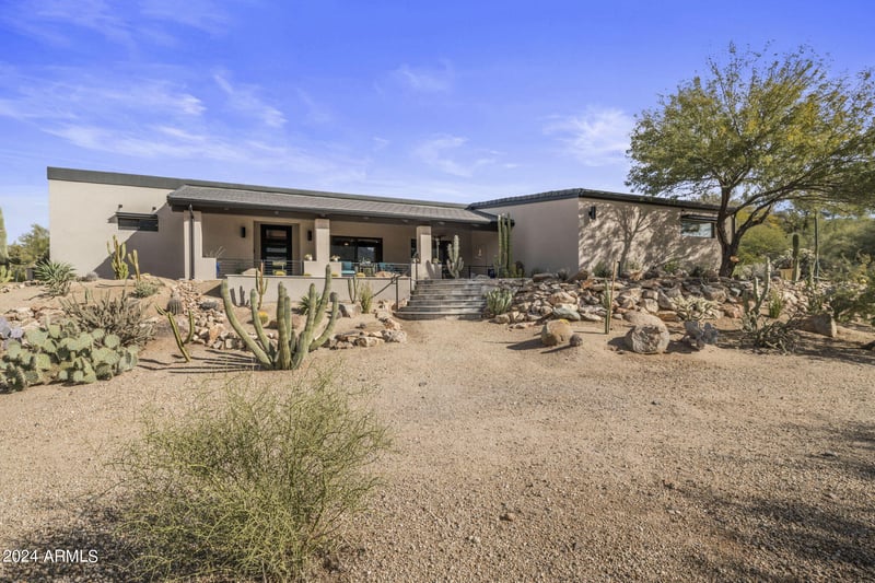37261 N Holiday Ln, Carefree, AZ 85377