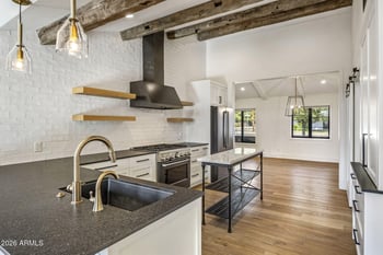 3727 Clarendon Ave, Phoenix, AZ 85018