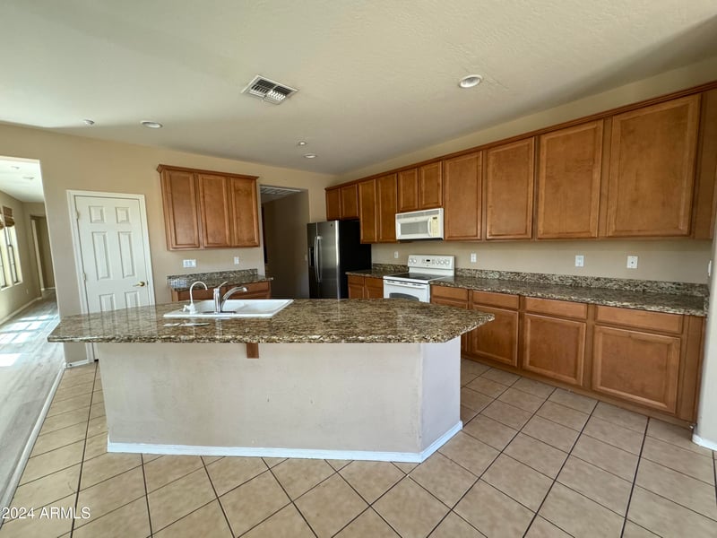 3727 Springfield St, Buckeye, AZ 85396