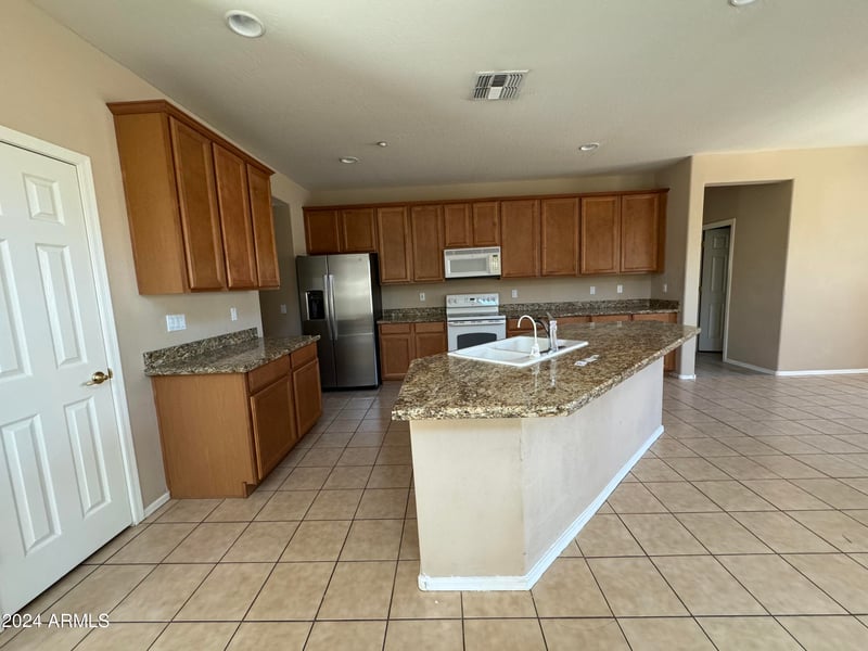 3727 Springfield St, Buckeye, AZ 85396