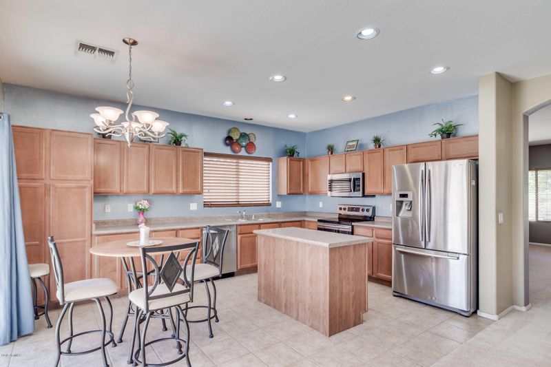 3727 W Lynne Ln, Phoenix, AZ 85041