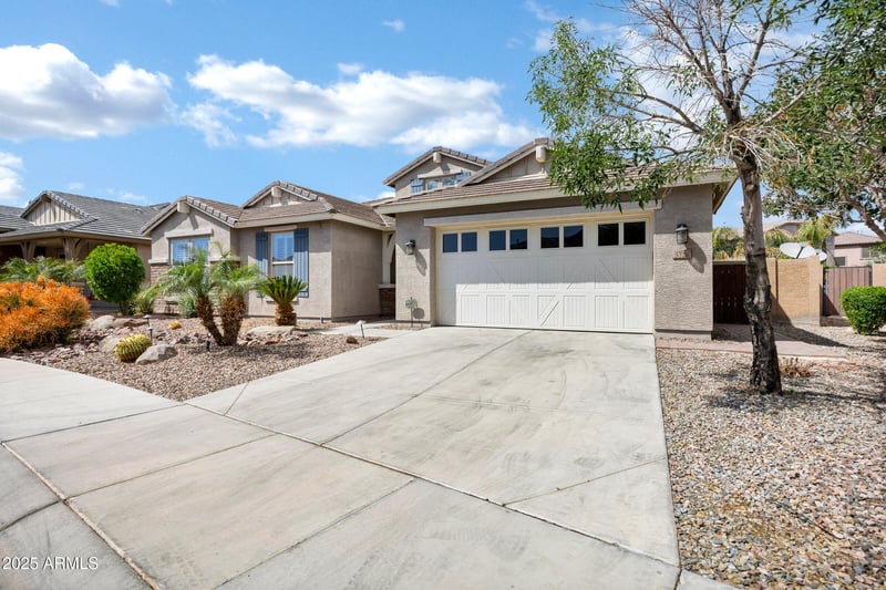 3728 Narrowleaf Dr, Gilbert, AZ 85298