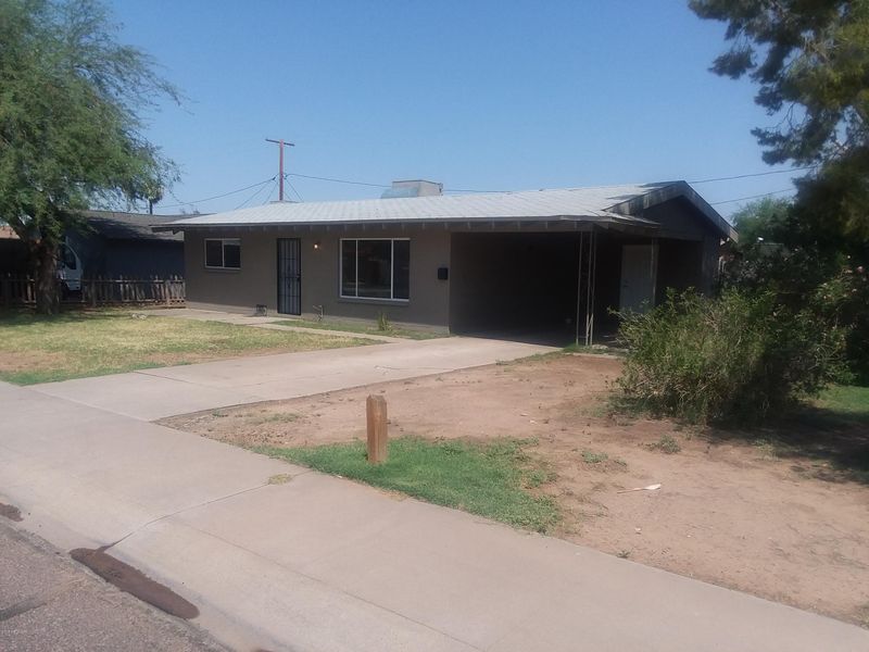 3728 W Seldon Ln, Phoenix, AZ 85051