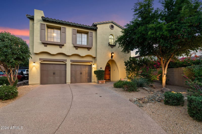 3729 Robin Ln, Phoenix, AZ 85050