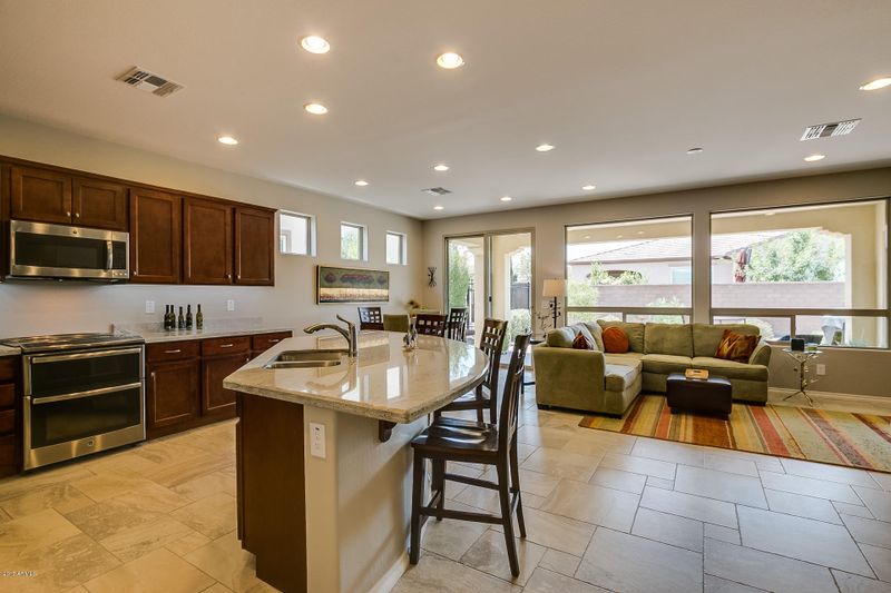 373 E Vesper Trl, San Tan Valley, AZ 85140