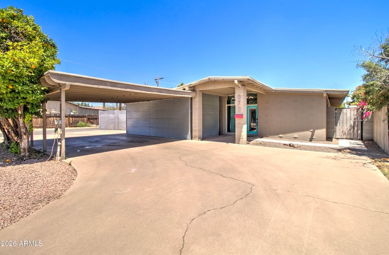 373 Apache Dr, Chandler, AZ 85224