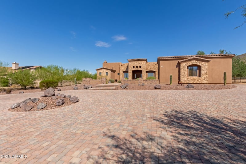 3730 Cloud Rd, Cave Creek, AZ 85331