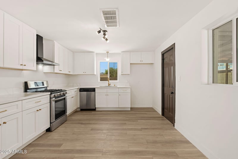3731 Wier Ave, Phoenix, AZ 85041