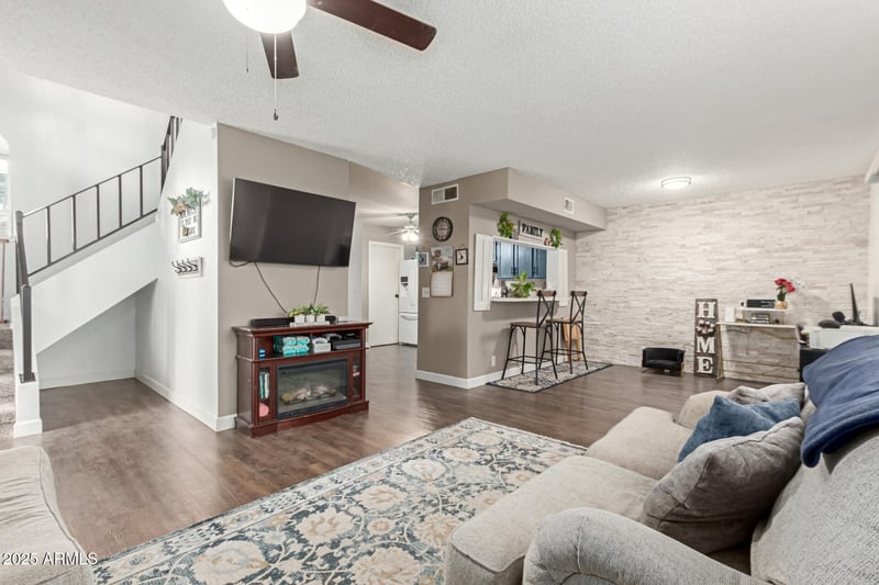 3732 Bluefield Ave, Glendale, AZ 85308