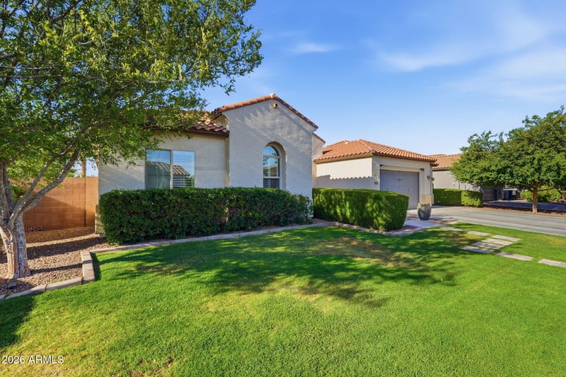 3732 E Ellis St, Mesa, AZ 85205
