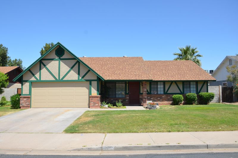 3732 E Hampton Ave, Mesa, AZ 85206