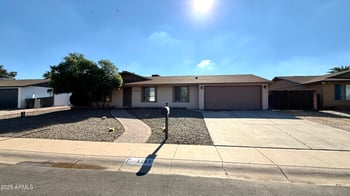 3733 Charter Oak Rd, Phoenix, AZ 85032