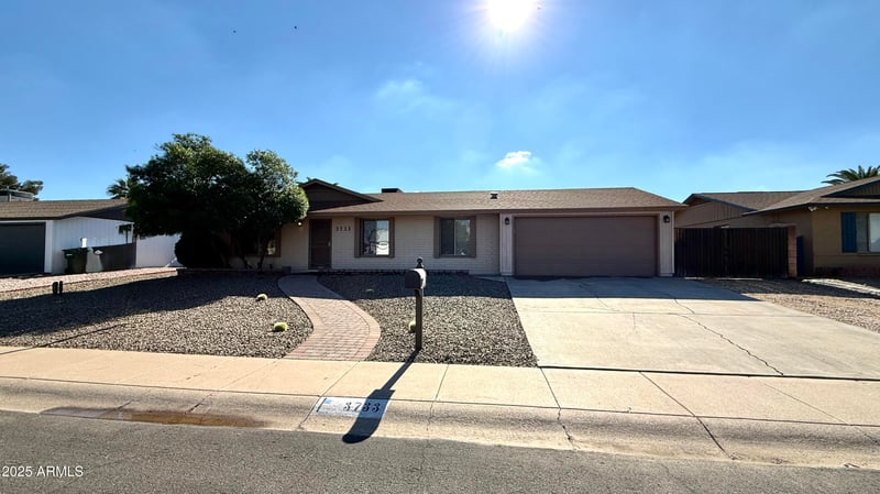 3733 Charter Oak Rd, Phoenix, AZ 85032