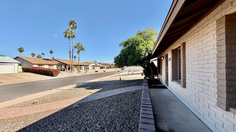 3733 Charter Oak Rd, Phoenix, AZ 85032