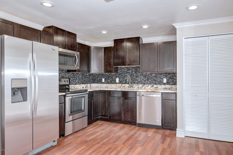 3733 E Evans Dr, Phoenix, AZ 85032