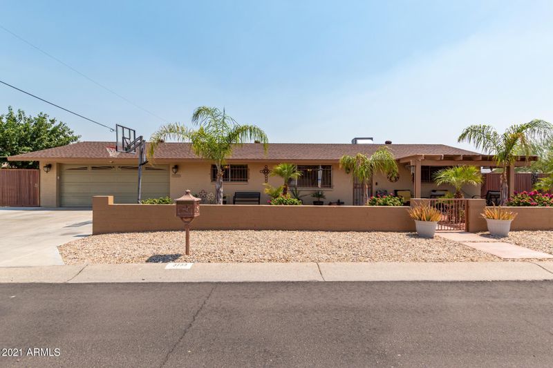 3733 E Sandra Ter, Phoenix, AZ 85032