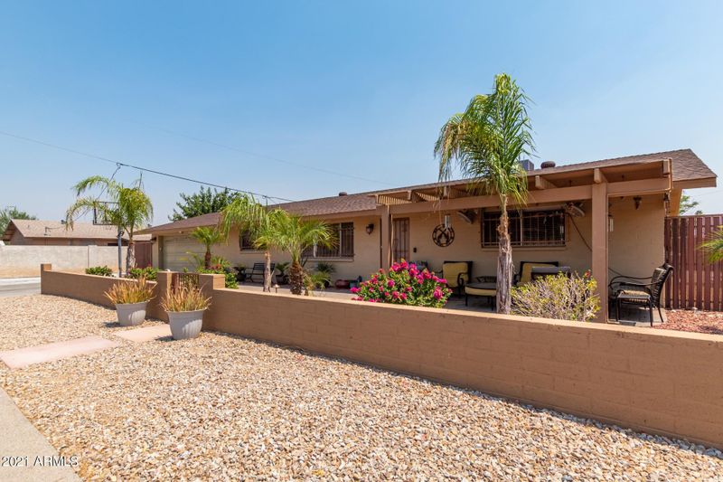 3733 E Sandra Ter, Phoenix, AZ 85032