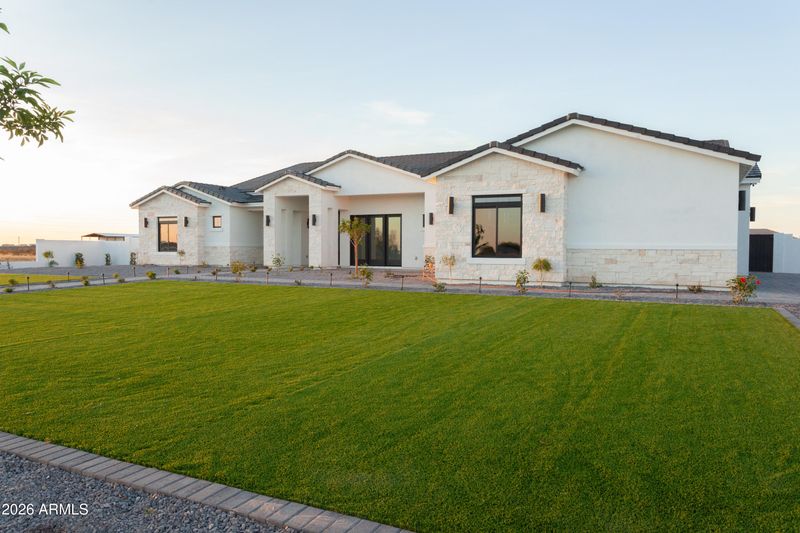 3734 E Weston Ln, San Tan Valley, AZ 85140