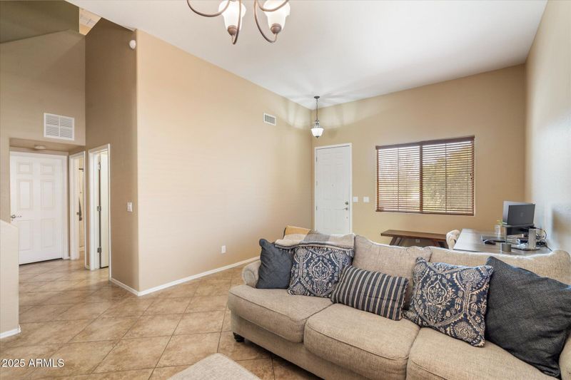 3734 W Blue Eagle Ct, Phoenix, AZ 85086