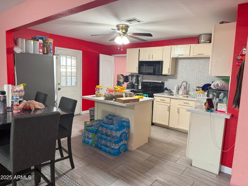 3735 Moreland St, Phoenix, AZ 85009