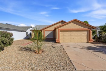 3735 Firehawk Dr, Glendale, AZ 85308