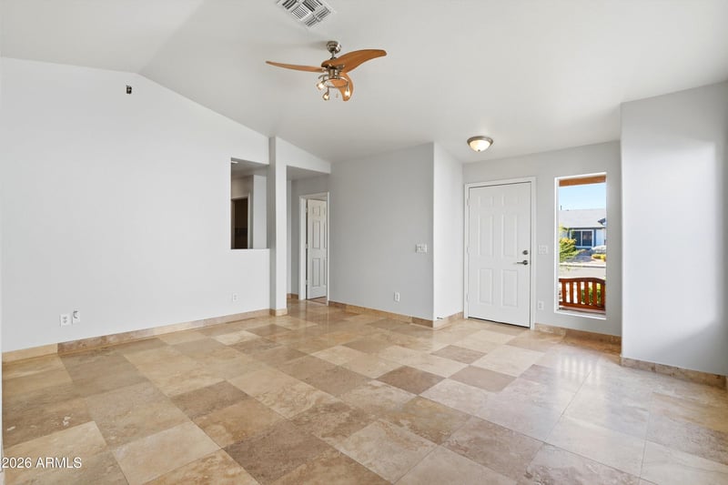 3735 Firehawk Dr, Glendale, AZ 85308