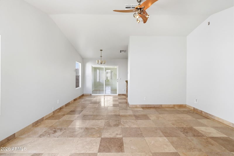 3735 Firehawk Dr, Glendale, AZ 85308
