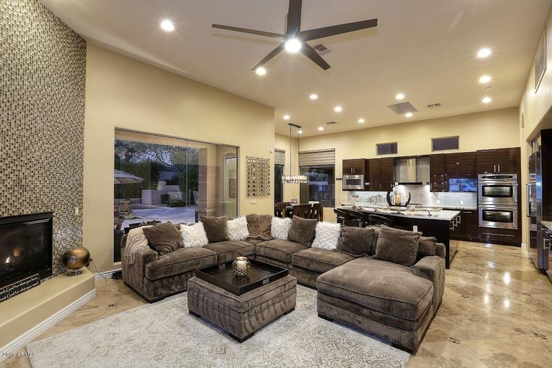 3736 E Maffeo Rd, Phoenix, AZ 85050
