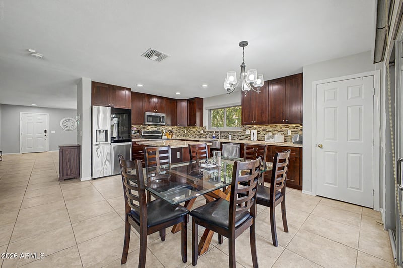 3737 E Constitution Ct, Gilbert, AZ 85296