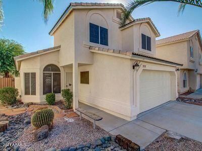 3737 E Taro Ln, Phoenix, AZ 85050