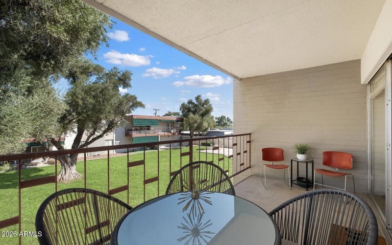 3737 E Turney Ave #206, Phoenix, AZ 85018